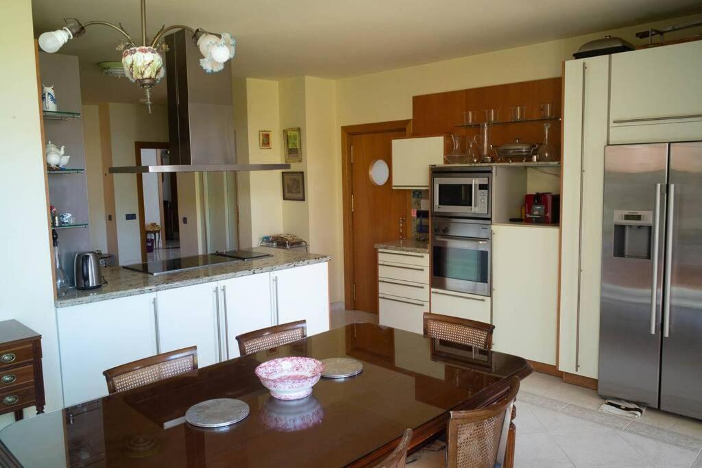 Beachside Villa In Puerto Marina, 贝纳尔马德纳 外观 照片